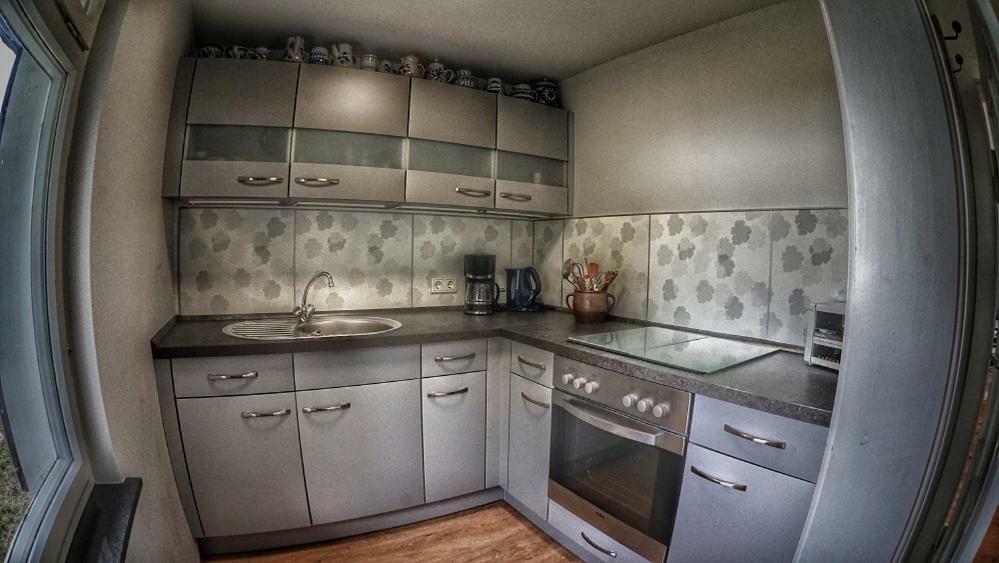 Haus Am Huegel Apartment Groß Zicker Екстериор снимка